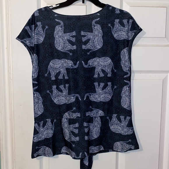 3/$30 Boho Elephant Top - Picture 4 of 4